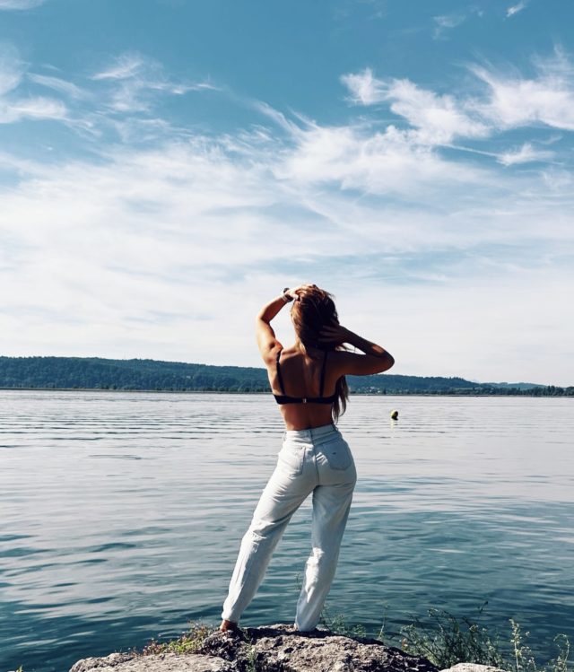 ART’monieux mois de juin🥥🤍🌊⚓️🫧🍦
.
.
.
.
.
.
.
#junevibes #summercolors